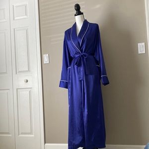 Vintage Victorias Secret | Royal Purple ankle length robe